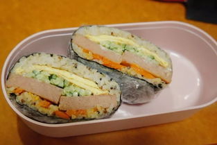 超好吃的口袋饭团,10分钟完成,带去公司,就是一顿午餐 萝妈